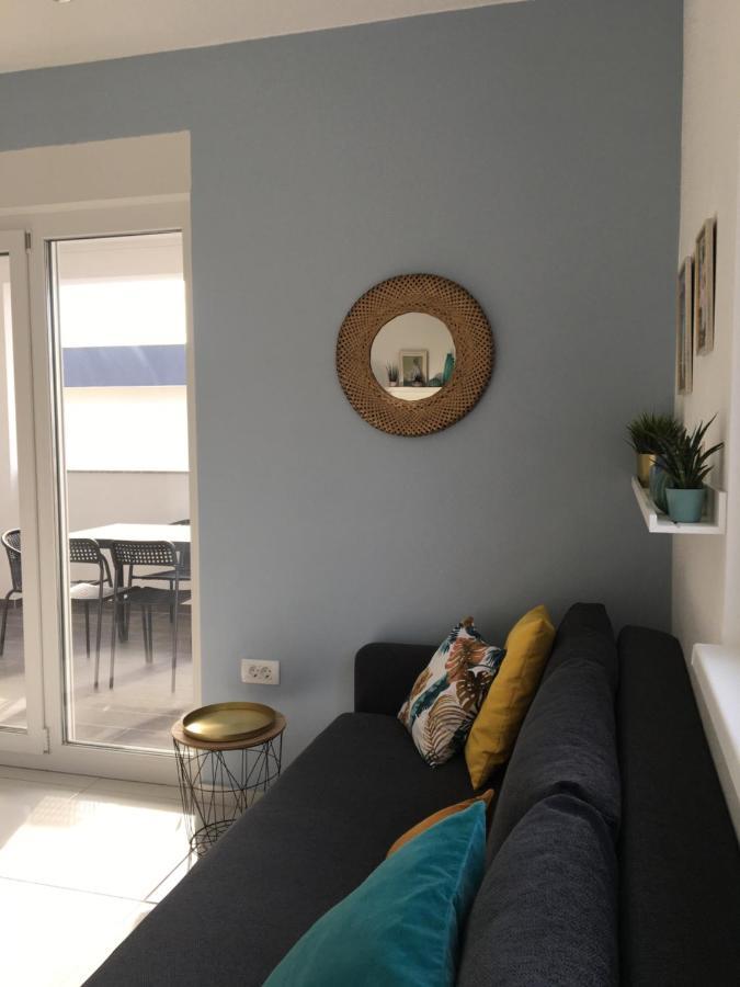 Apartment Ivetka Banjol Extérieur photo